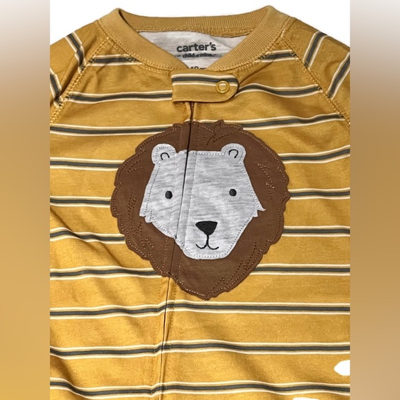 NWT Carters zippered onsie,18 months,yellow stripes,lion appliqué w grip footsie - Picture 2 of 4